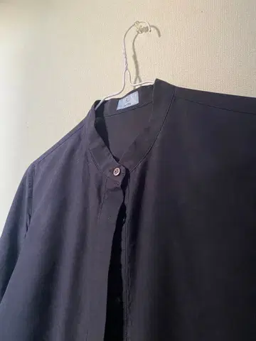 쿠미쿄쿠 풀 코디 프릴 셔츠 네이비