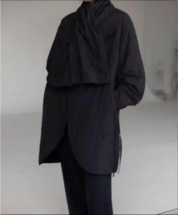 Na.e 나에 퀼팅 머플러 코트