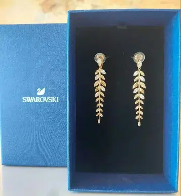 거의 새상품 SWAROVSKI Mayfly 클립 귀찌 스와로브스키