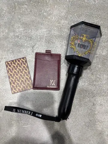 NUMBER I 응원봉 & 패스 케이스