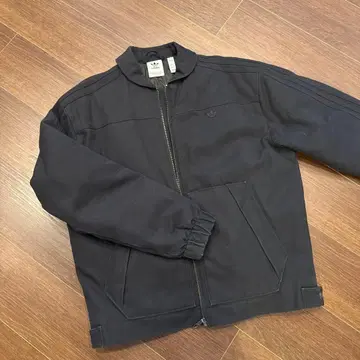 adidas 블랙 점퍼 AU/US 5