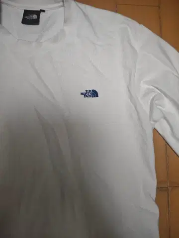 THE NORTH FACE 맨투맨