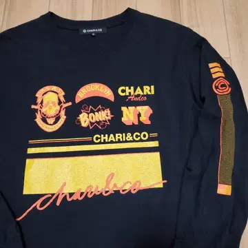 새상품급 CHARI&CO 프린트 긴팔 T셔츠