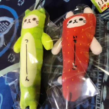 늘어나는 고양이 이즈 와사비 찡 & 시즈오카 딸기 스트랩 세트