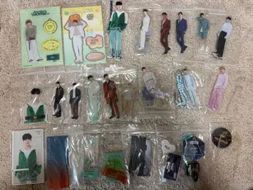 SEVENTEEN 세븐틴 DK 도겸 아크릴 스탠드 아크릴 키링