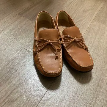 REGAL 브라운 로퍼