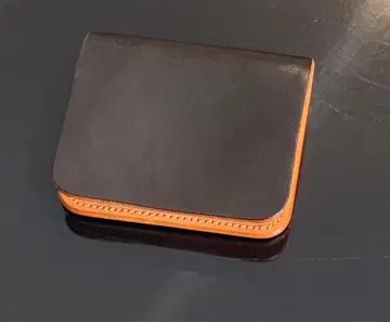 hender scheme seamless coin case