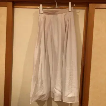 green label relaxing 내추럴 베이지 플레어 스커트