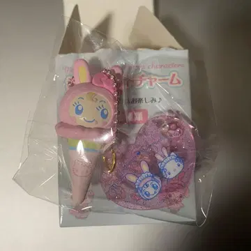 산리오 메조피아노 시크릿 참 헬로키티 키티