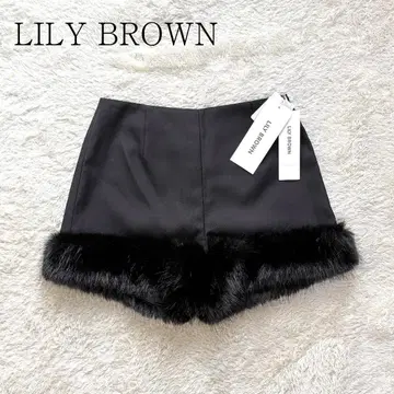 새상품 택 포함 인기 최근 모델 릴리 브라운 바지 숏팬츠