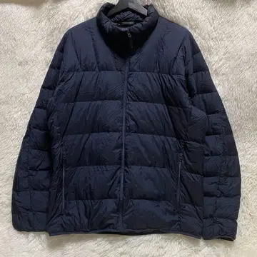 유니클로 울트라 라이트 다운 (3D 컷) 자켓 네이비 XL 사이즈