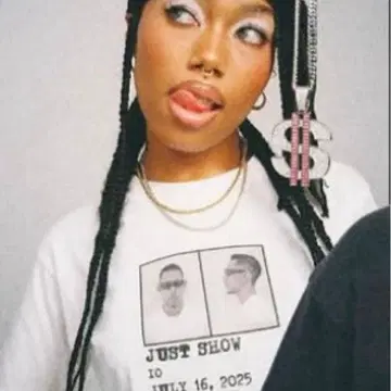 VALLAD JUST SHOW t셔츠 L사이즈