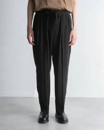 25ss RAINMAKER 이지 와이드 테이퍼드 슬랙스