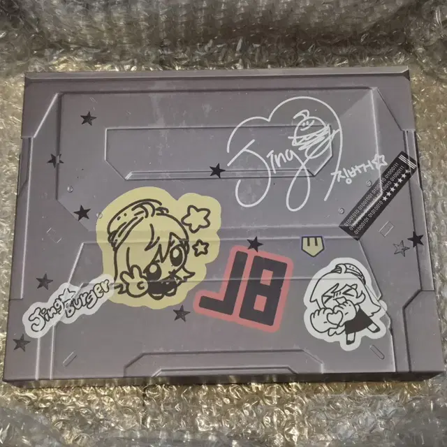 이세계아이돌 징버거 바인더 팝니다.(개봉, 스페셜포카X, 특전X)