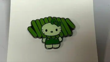 오사카 만박 일본관 한정판 해조 키티 핀 배지 산리오 미사용 스피루리나