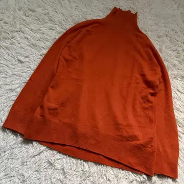 뮤즈 두즈엠 클래스 CAPRI 터틀넥 풀오버