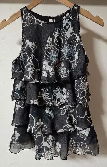 미쉘클랑 프릴 슬리브리스 튜닉