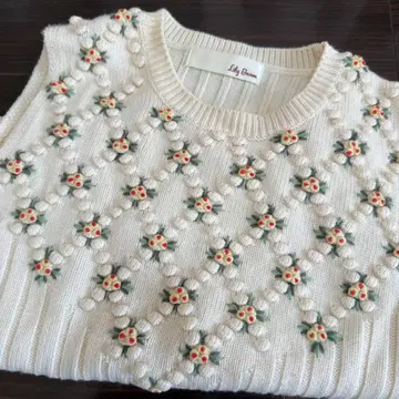 릴리 브라운 니트 베스트 꽃