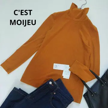 새상품 C'EST MOIJEU 세모아쥬 하이넥 니트소 정가 1만
