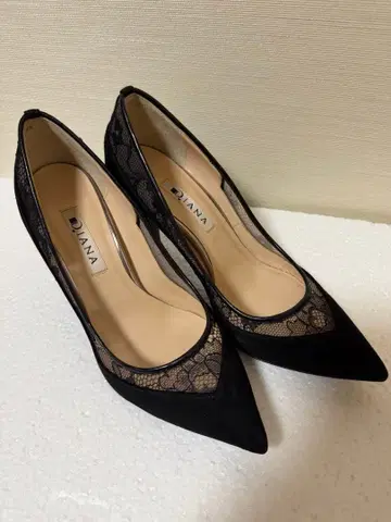 [ 새상품급 ] DIANA 블랙 레이스 펌프스 23.5 일본제