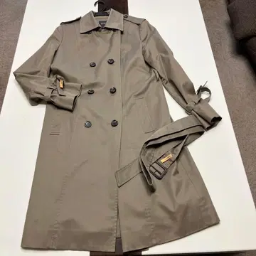 카키 베이지 더블 브레스트 트렌치코트