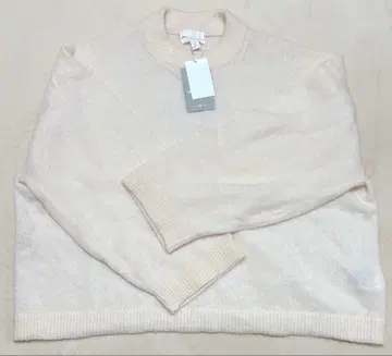 새상품 택 포함 H&M 아이보리 모헤어 울 혼방 니트