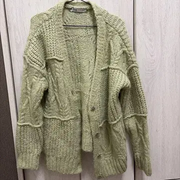 ZARA 니트 가디건 라이트 그린