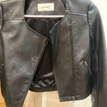 블랙 가죽 라이더 자켓