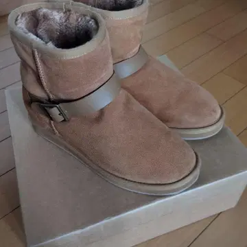 COEN 무톤 부츠 베이지 새상품급!