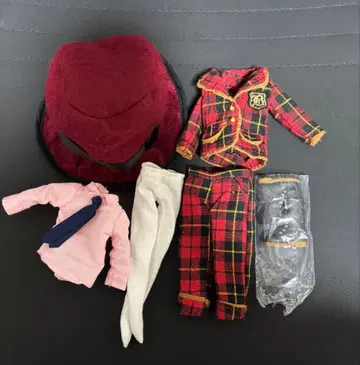 네오 브라이스 체크 잇 아웃 아웃핏