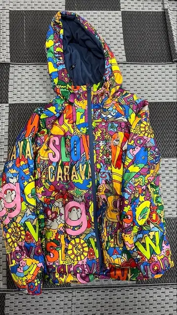 go slow caravan 다운 자켓 컬러풀 새 비둘기