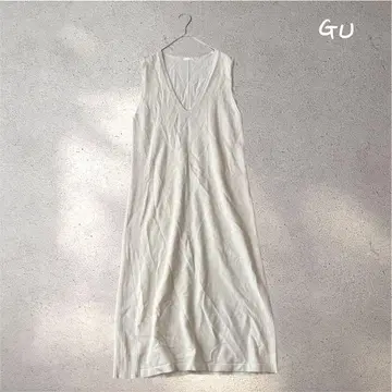 717*지유 [ S ] 원피스 니트 슬리브리스 아이보리 V넥