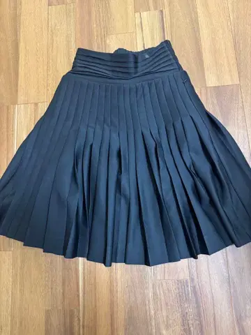 Vaquutaux 블랙 플리츠 스커트 L 사이즈