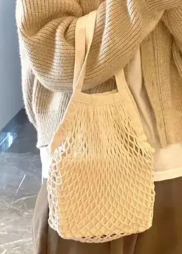 아이보리 코튼 메쉬 숄더백