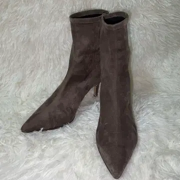 새상품급 FABIORUSCONI 스웨이드 부티 스틸레토 37 (23.5)