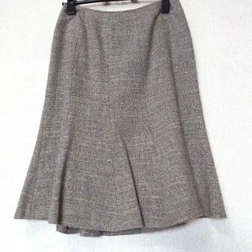 7-IDcomcept 그레이 트위드 플레어 스커트 무릎 기장