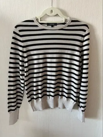 UNTITLED 스트라이프 니트 스웨터 사이즈 3