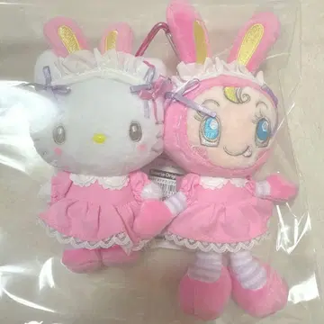 메조피아노 산리오 캐릭터즈 키티 베리에짱 마스코트