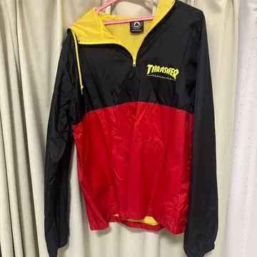 THRASHER 후드 부착 나일론 자켓