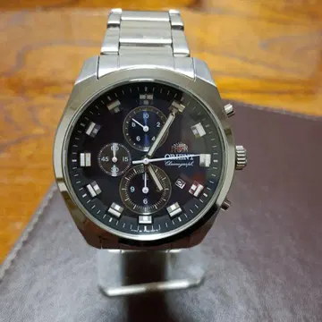Orient 크로노그래프 손목시계