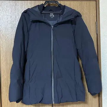 UNIQLO 유니클로 심리스 다운 자켓 네이비 M 사이즈