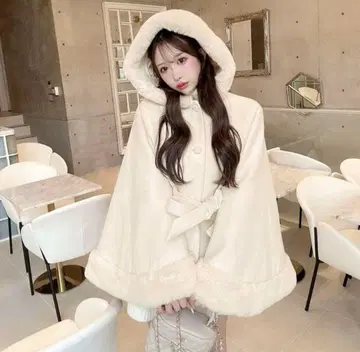 미셸 마카롱 후드 퍼 리본 판초