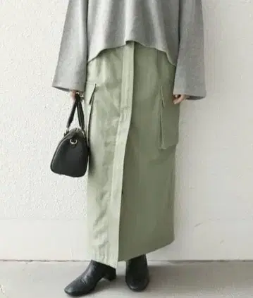 새상품 [ SHIPSany ] 프론트 지퍼 타이트 스커트 택 포함