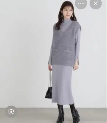 프로포션 바디 드레싱 그레이 니트 셋업 M 사이즈