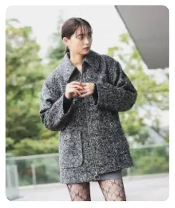 빔즈 트위드 지퍼 하프 코트