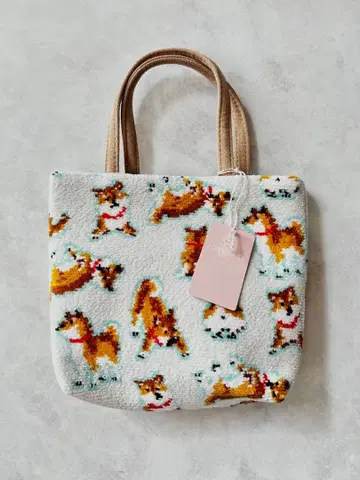 러브러리 바이 페이러 시바견 핸드백