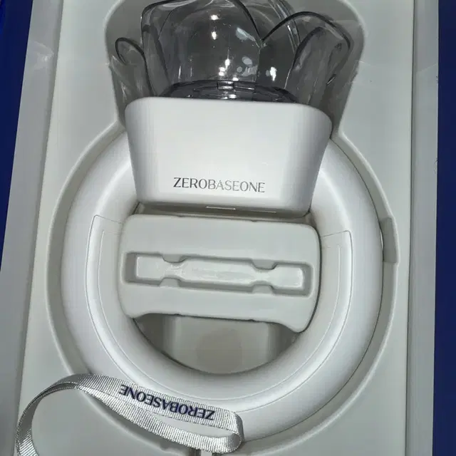 제로베이스원 제베원 응원봉 양도해요!!