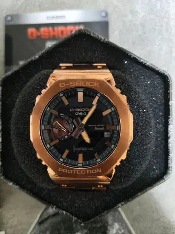 카시오 G-SHOCK GM-B2100GD-5AER 로즈 골드