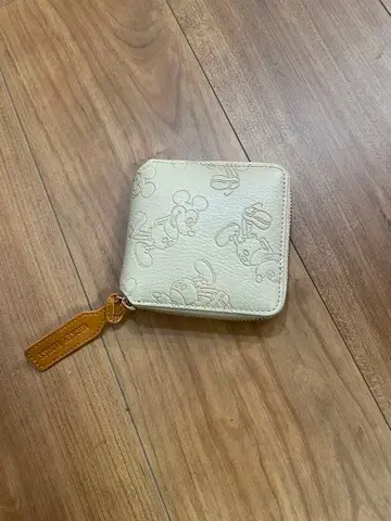 아코모데 디즈니 미키마우스 이단 접이식 지갑