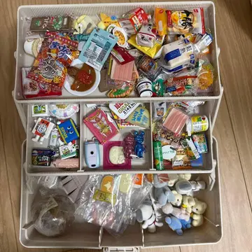 캡슐 토이 미니어처 피규어 세트